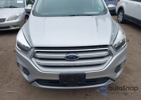 2018 Ford Escape Se z USA, uszkodzony, nr VIN 1FMCU0GD3JUD61237
